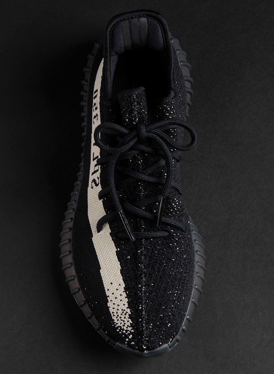Adidas Yeezy crna tenesica